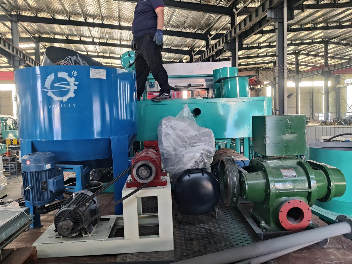 Egg tray machine for 7000 chickens Egg tray machine for 7000 chickens